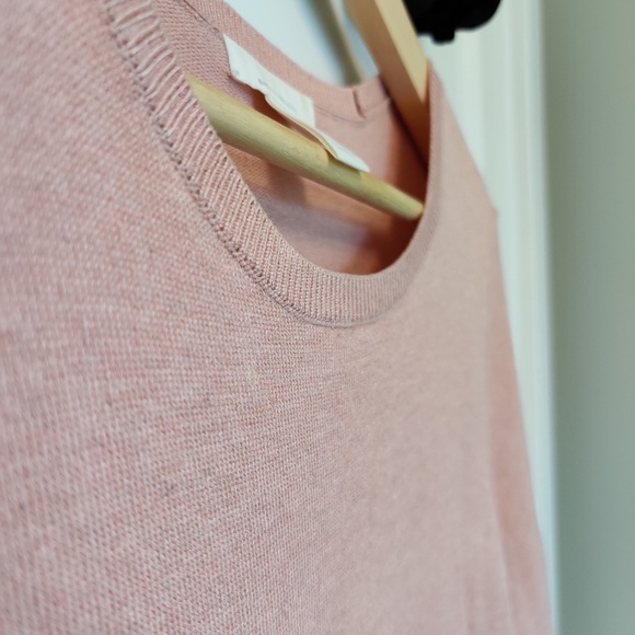 3 for $20 — H&M basic sweaters in excellent condition - Picture 7 of 9